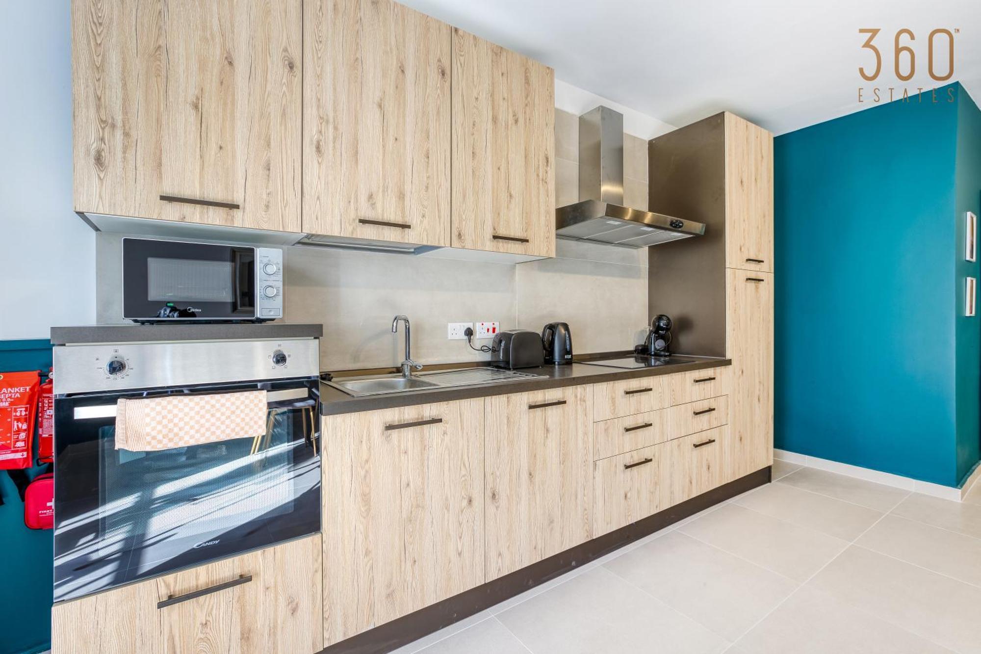Urban Square Elite Suites By 360 Estates Pieta Exterior photo