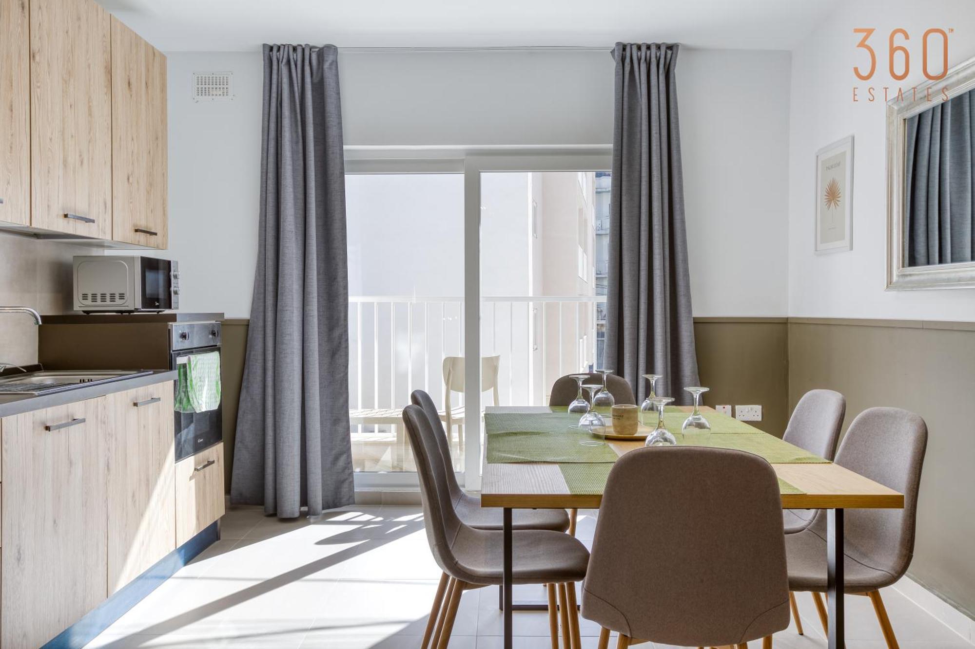 Urban Square Elite Suites By 360 Estates Pieta Exterior photo