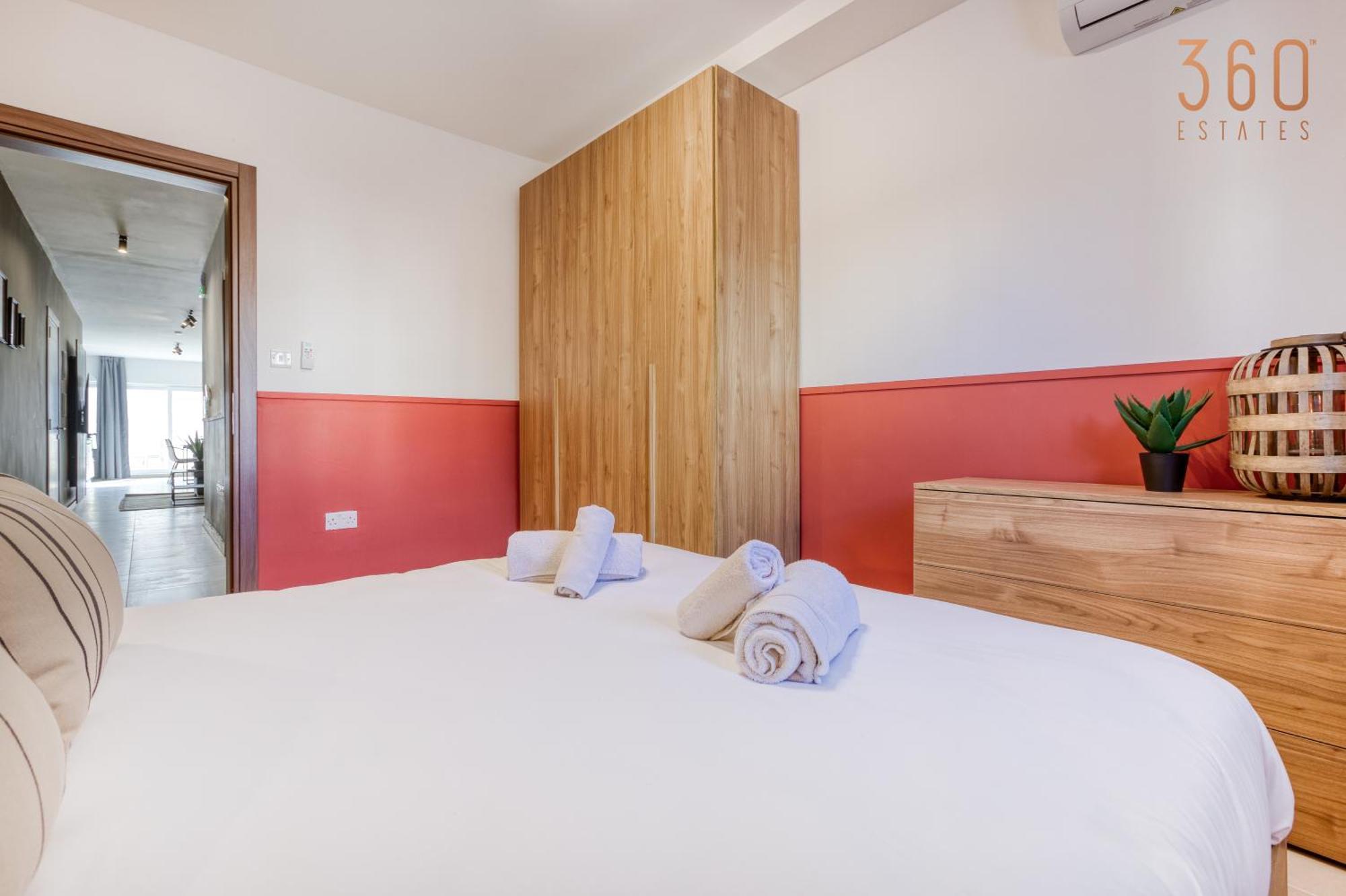 Urban Square Elite Suites By 360 Estates Pieta Exterior photo